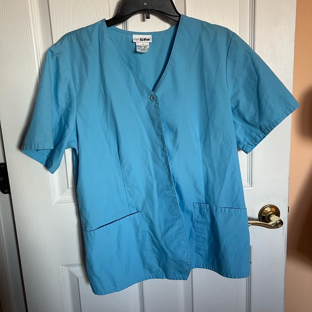 V Life Size L Blue Scrub Top